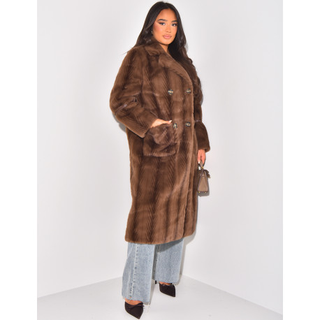 Langer Mantel aus Kunstpelz