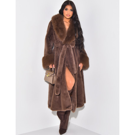 Manteau en fausse fourrure à ceinture
