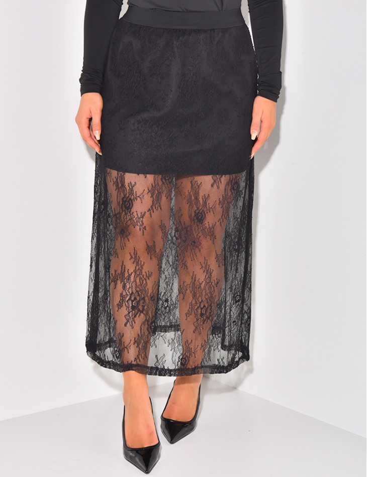 Long lace skirt with lining