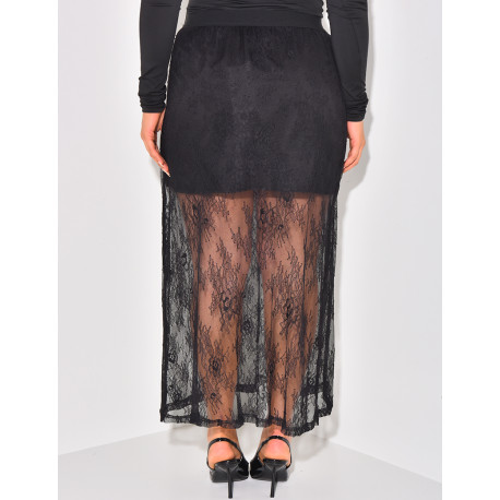 Long lace skirt with lining
