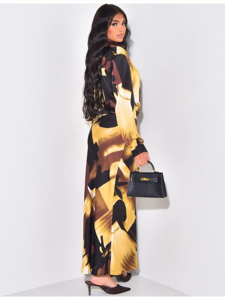 Set aus Rock und bedrucktem Hemd