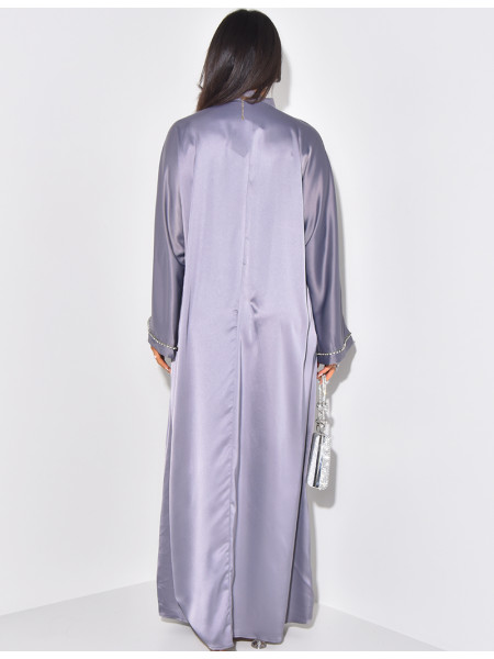 Abaya with crystals in the shape of flowers