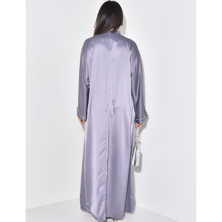 Abaya with crystals in the shape of flowers