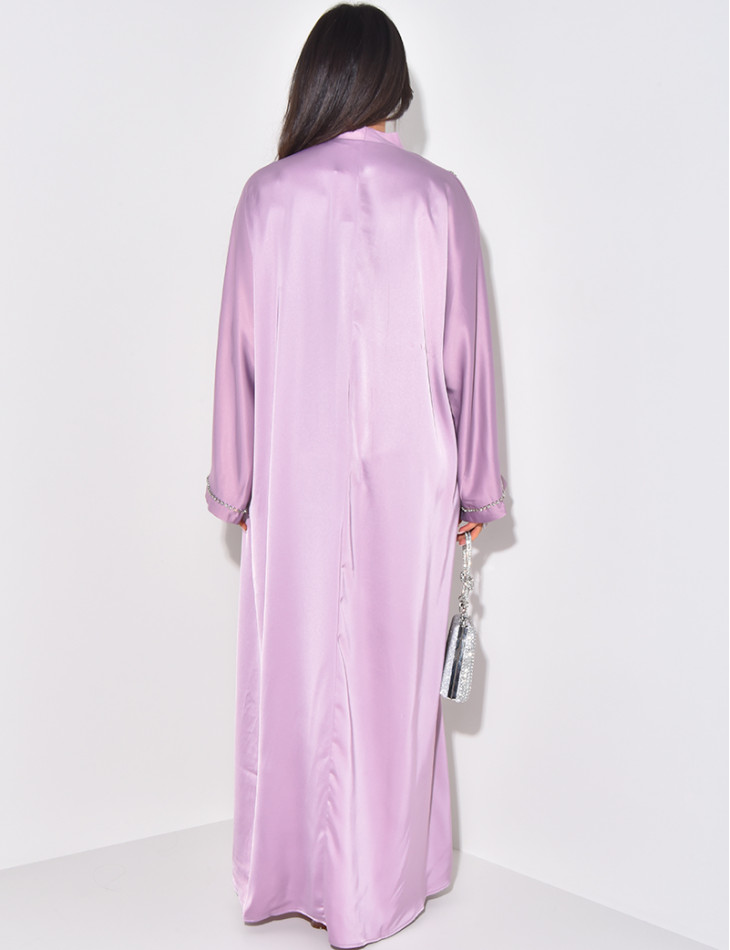 Abaya with crystals in the shape of flowers