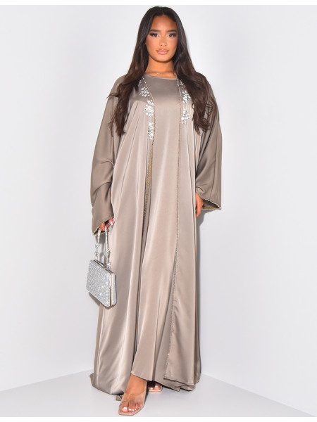 Set aus ärmellosem Kleid und Kimono mit Strasssteinen