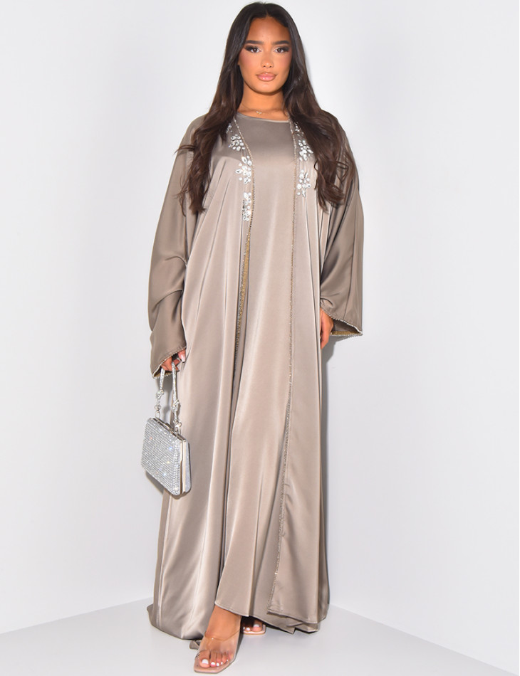 Set aus ärmellosem Kleid und Kimono mit Strasssteinen