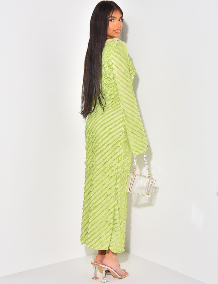 V-neck long dress with ruffles