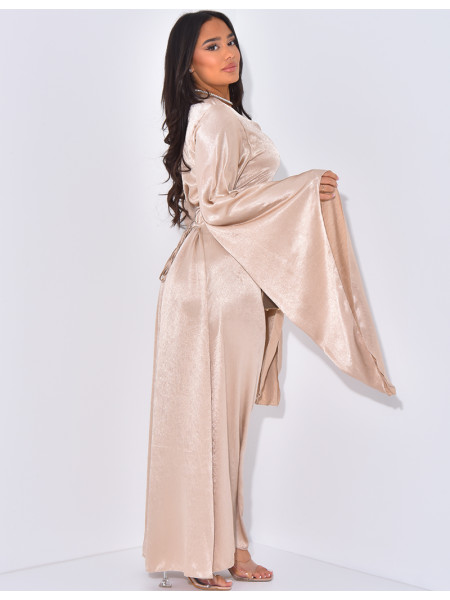Strukturiertes Maxikleid aus Satin mit Bindeband hinten