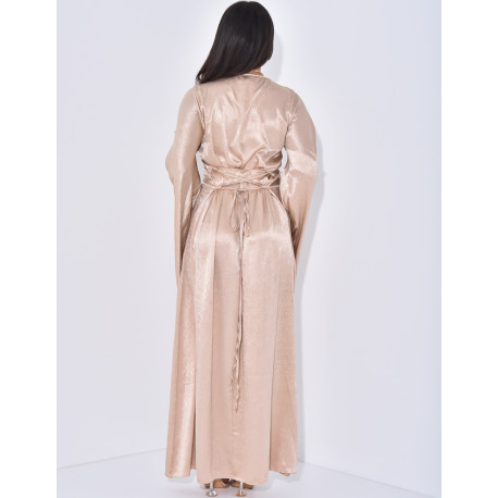Strukturiertes Maxikleid aus Satin mit Bindeband hinten
