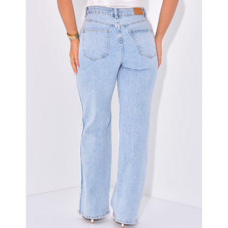High waist jeans, straight cut, frayed effect