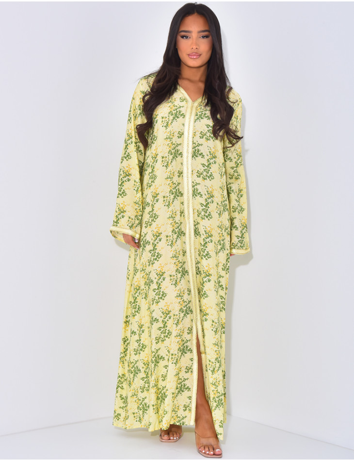 Abaya with patterns and contrasting piping