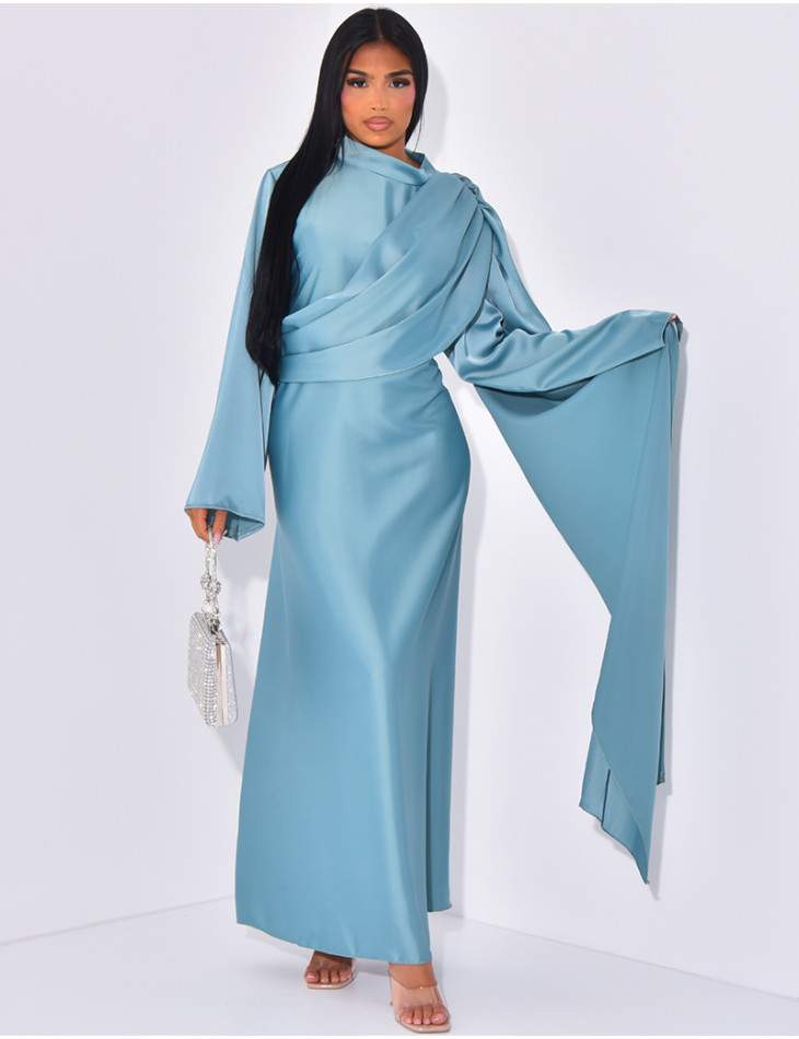 Robe longue avec voile
