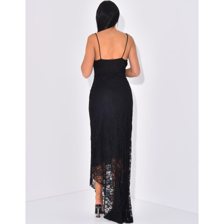 Robe longue en dentelle col drapé