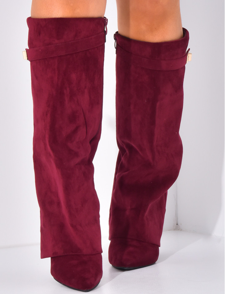 Bottes en suédine à talons carré et rabat