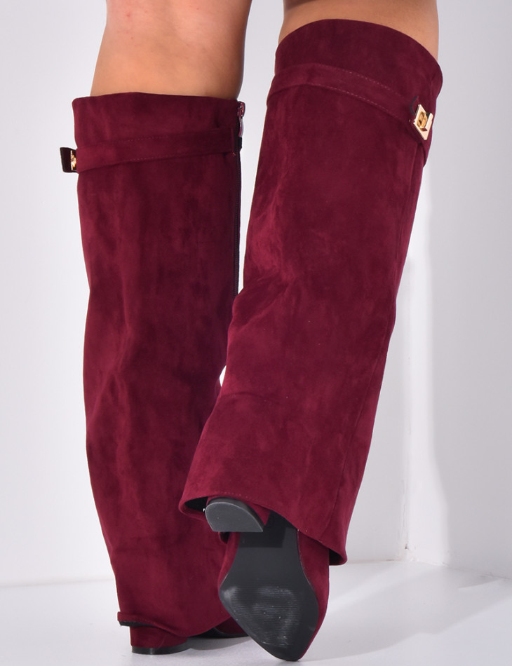 Bottes en suédine à talons carré et rabat
