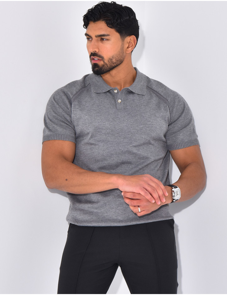 Short-sleeved polo shirt