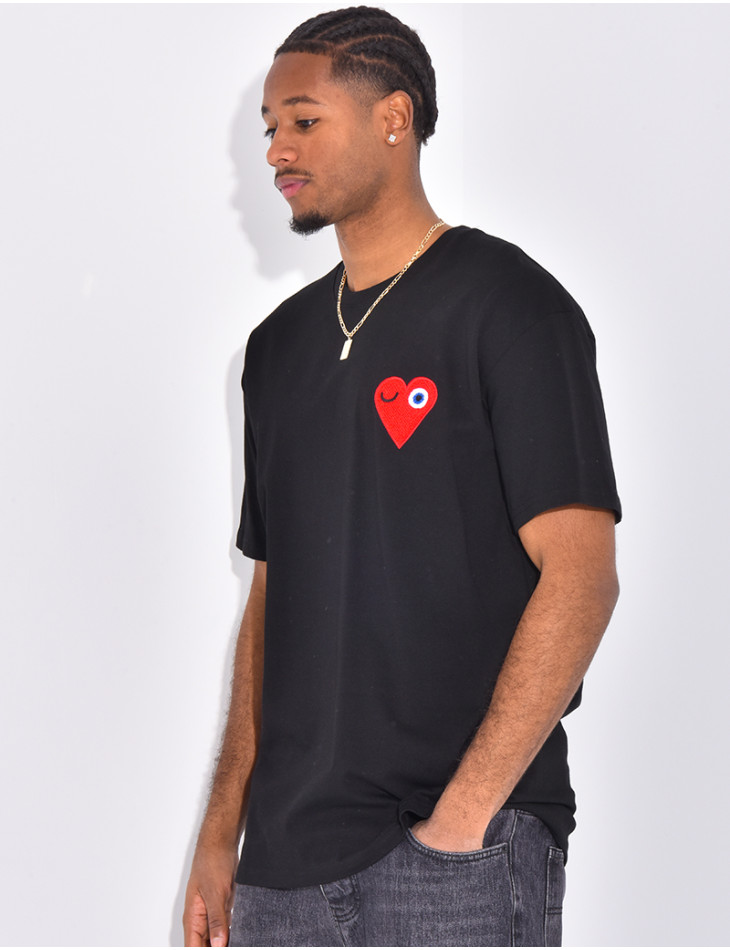T-shirt coeur brodé