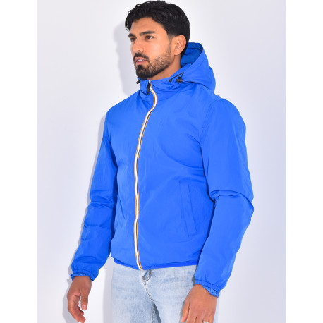 Short windbreaker jacket