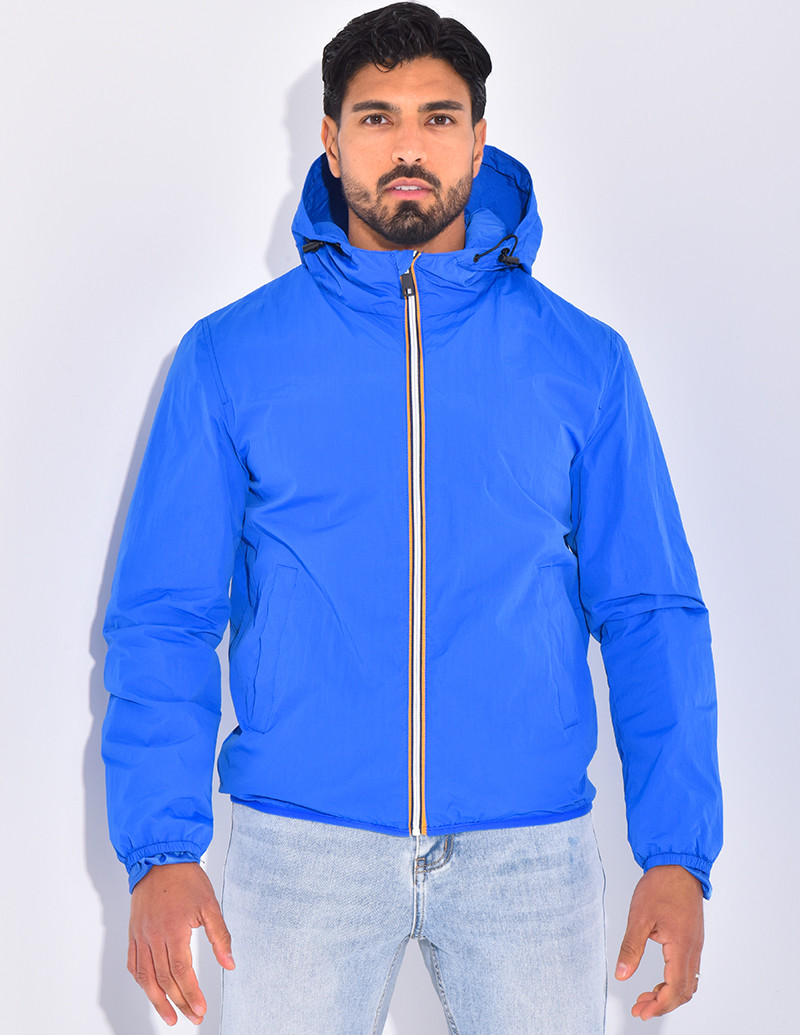 Short windbreaker jacket