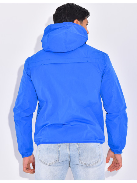 Short windbreaker jacket