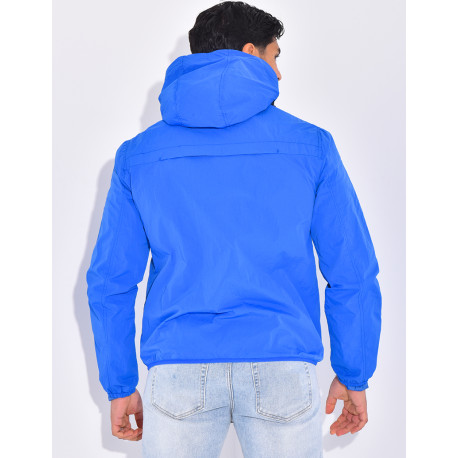 Short windbreaker jacket