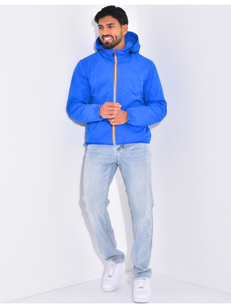 Short windbreaker jacket