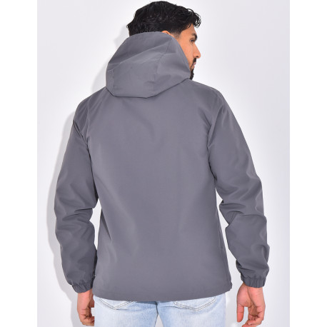 Veste coupe vent à capuche