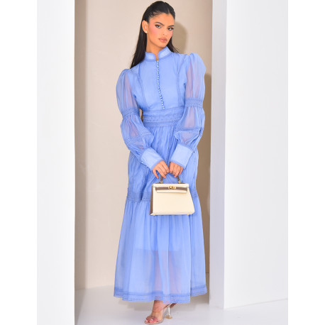 Langes besticktes Voile-Kleid