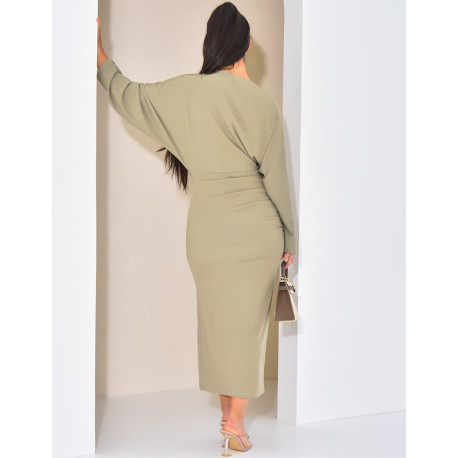 Robe longue drapée et froncée à la taille