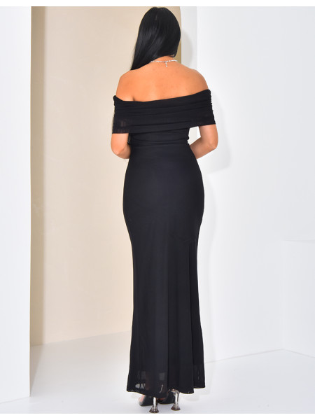 Langes asymmetrisches Bootskragenkleid aus Tüll