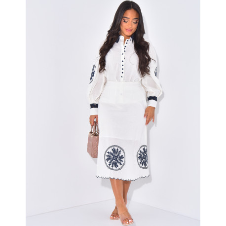 Rock und Hemd aus Baumwolle mit Stickereien