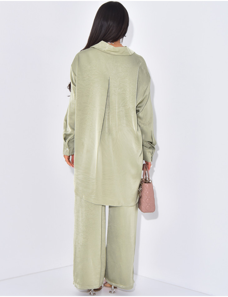 Set aus Hemd und gerader Hose aus Satin
