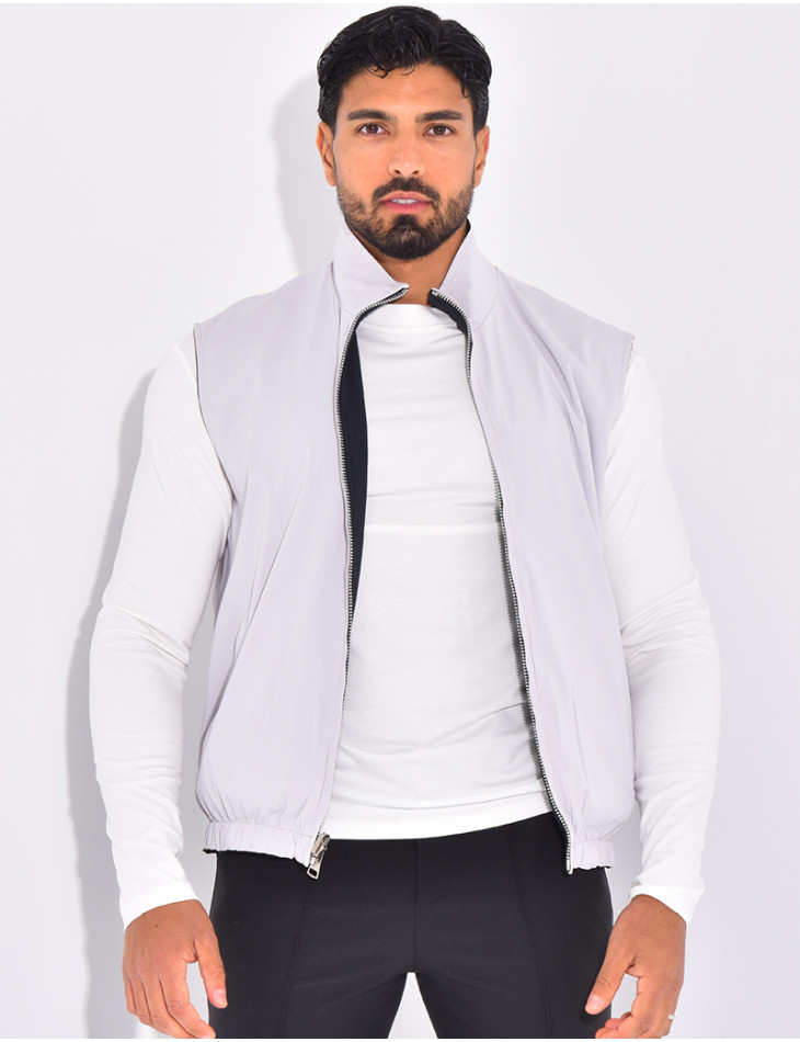 Reversible sleeveless jacket