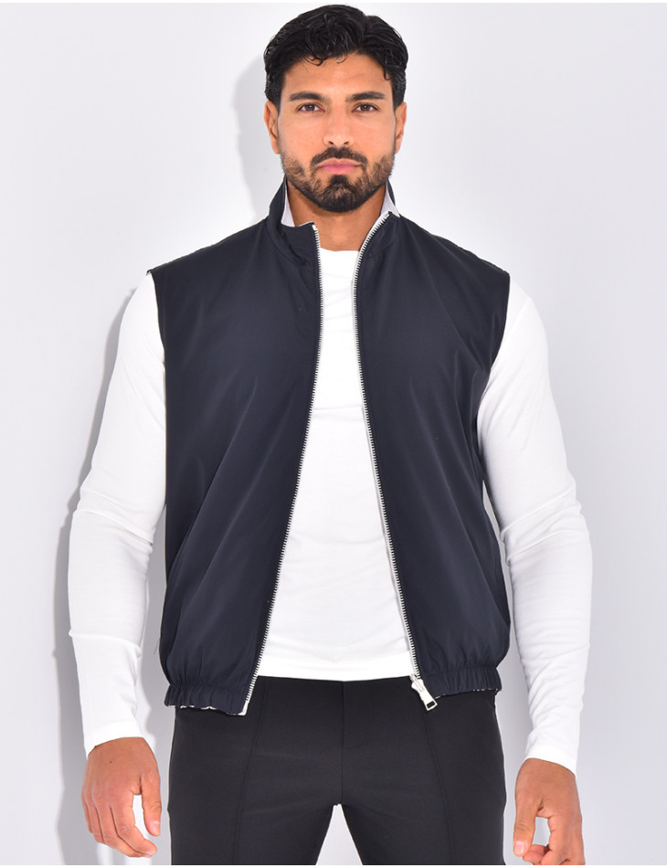 Reversible sleeveless jacket