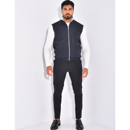 Reversible sleeveless jacket