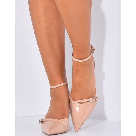 Pointed patent court shoes with straps