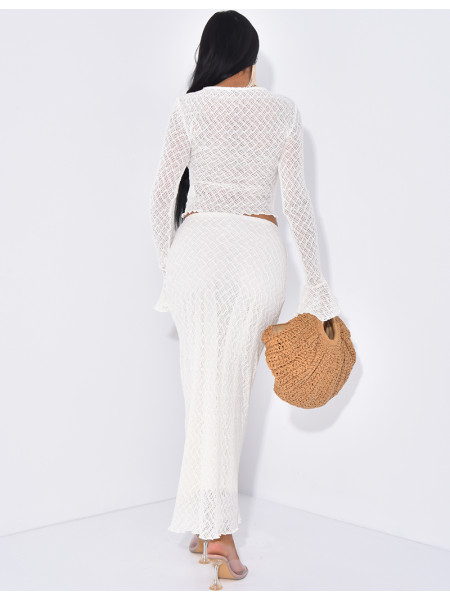 Set aus langem Rock und langärmeligem Spitzentop.