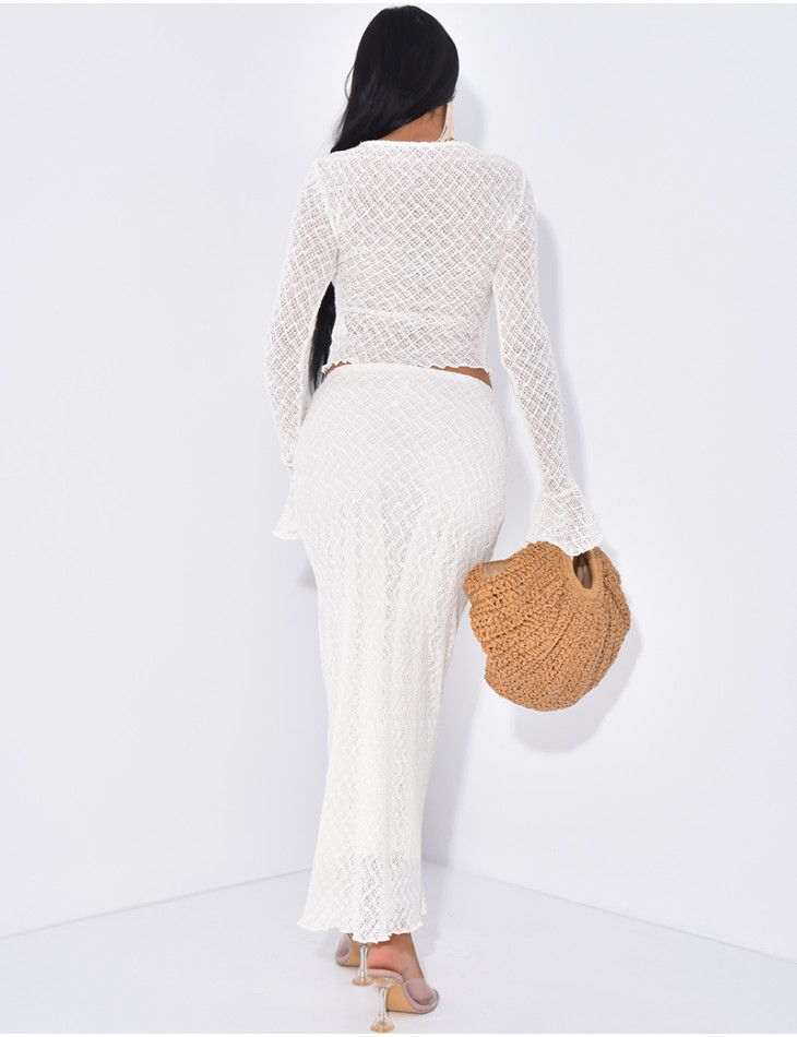 Set aus langem Rock und langärmeligem Spitzentop.