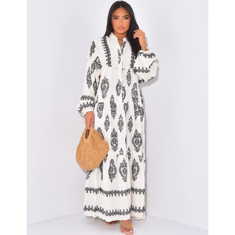 Robe longue en coton à motifs brodés