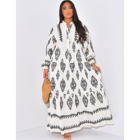 Robe longue en coton à motifs brodés