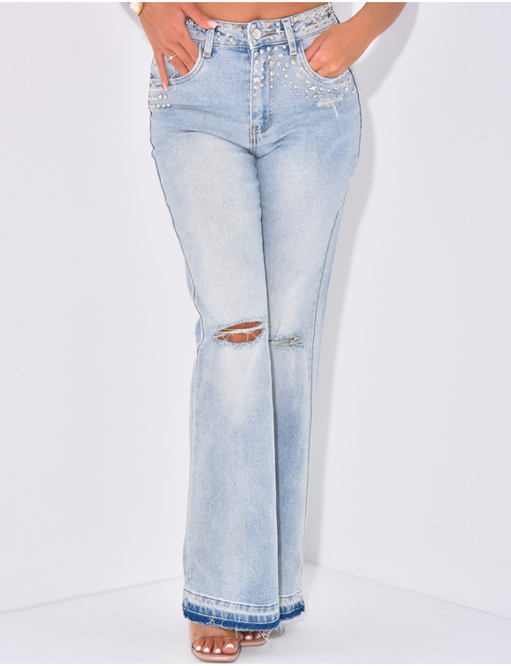 Destroyed-Schlagjeans mit Nieten