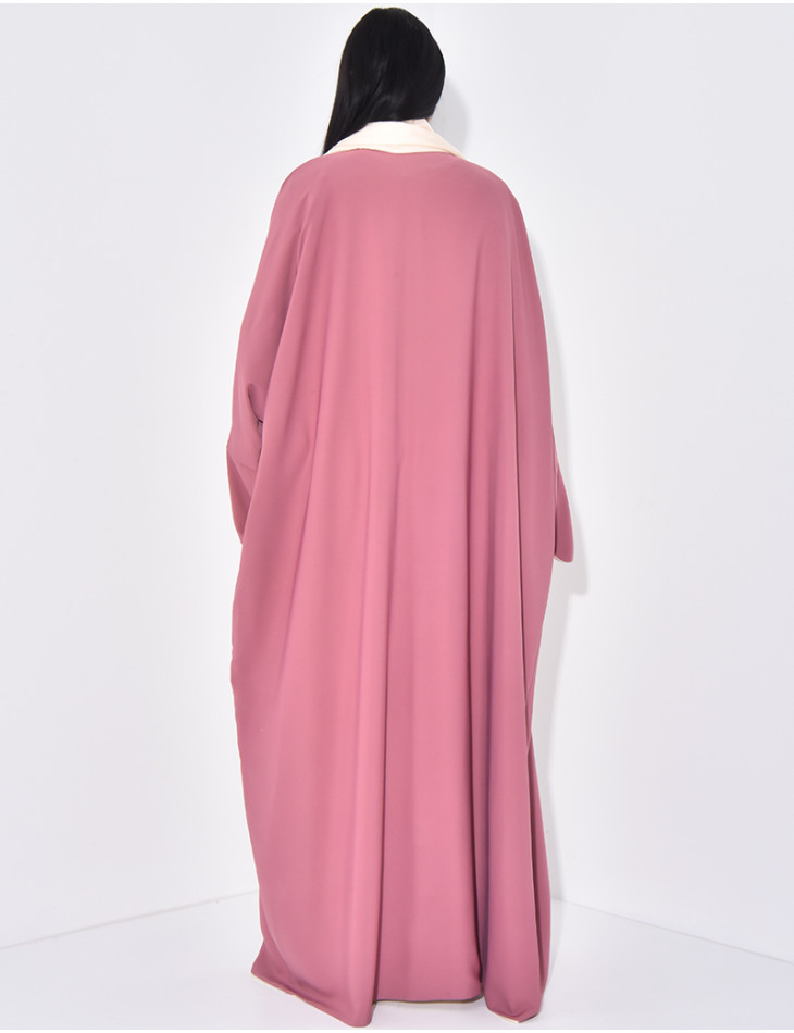 Set aus Schal und Kimono aus reversiblem Satin.