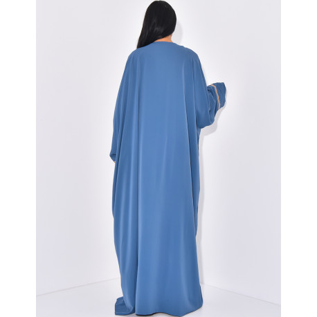 Kimono mit Strasssteinen und Goldbesatz