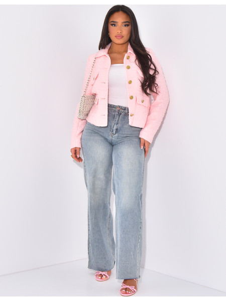 Kleine glänzende Tweedjacke mit goldenen Knöpfen