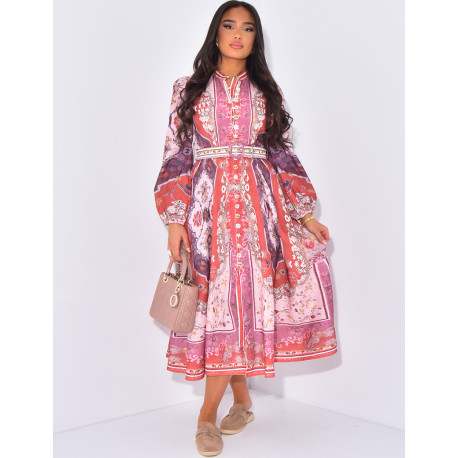 Robe longue imprimée à boutons et ceinture