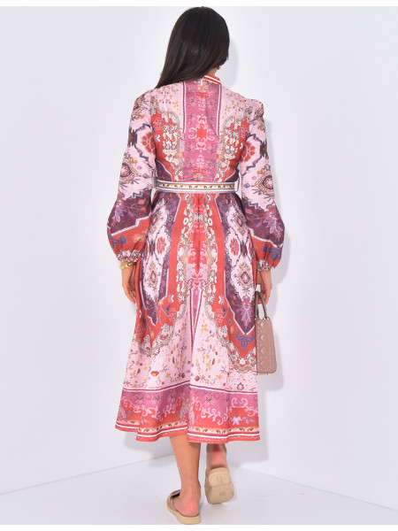 Robe longue imprimée à boutons et ceinture