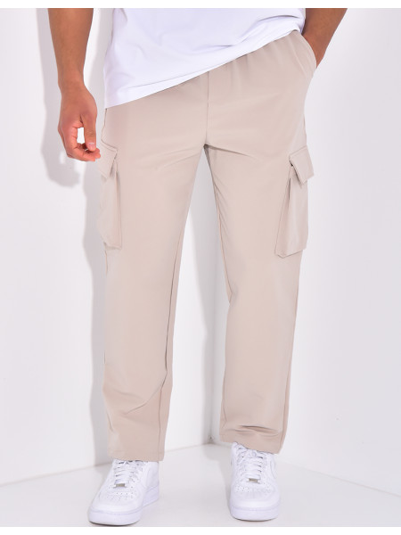 Cargo trousers with pockets