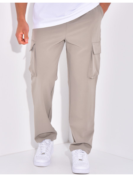 Cargo trousers with pockets