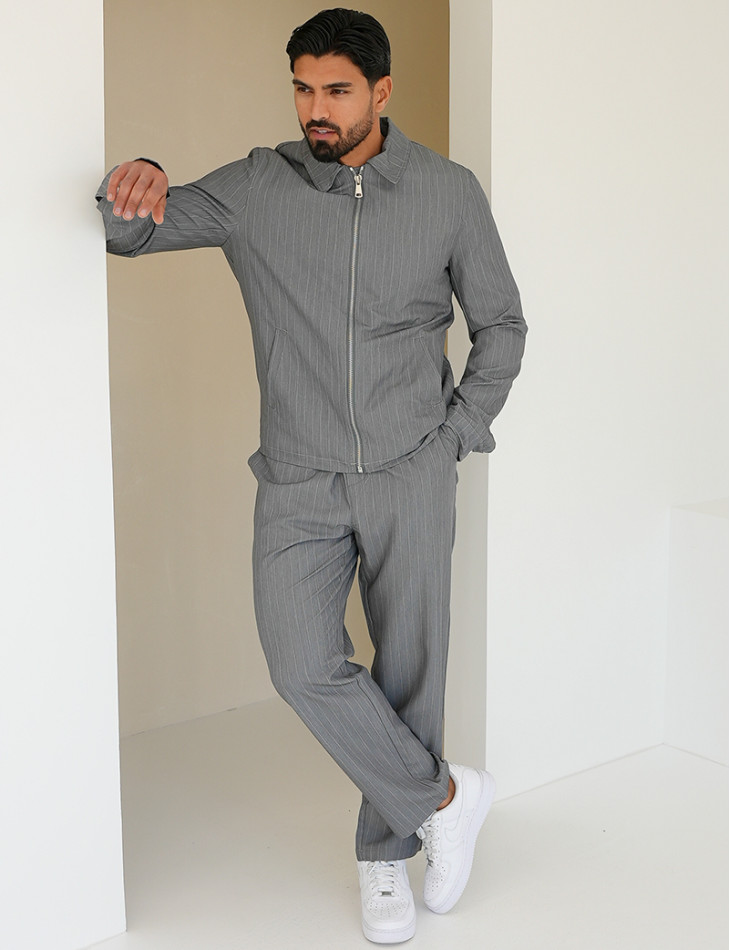 Ensemble pantalon et veste à rayures