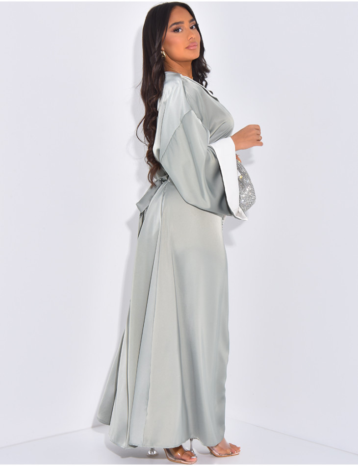 Abaya à bijoux et ceinture